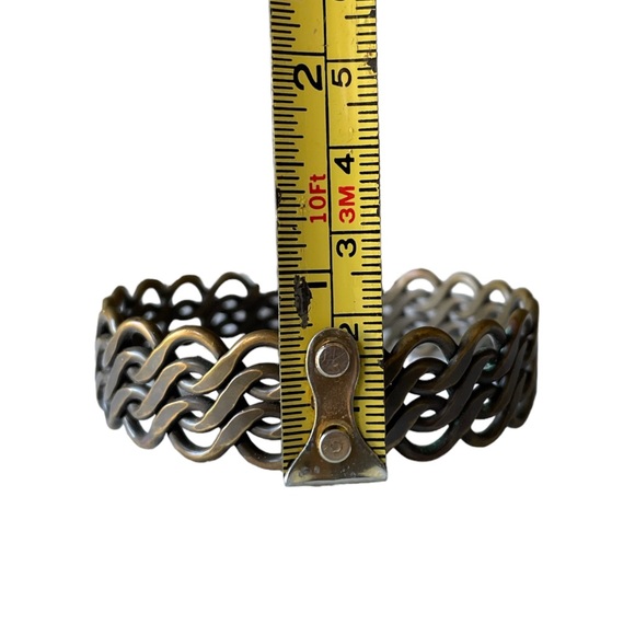 ★ Intricate bangle bracelet ★ - Picture 5 of 5